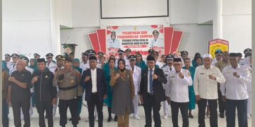 Bupati BurseL Lantik 45 Penjabat Kades