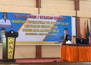 Bupati Safitri Beri Kuliah Umum di Kampus Iqra Buru, Ini Pesannya