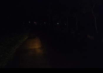 Lampu Jalan di Pusat Kota Namrole Tidak Berfungsi, Bupati Bursel Diminta Evaluasi Kinerja Kadishub