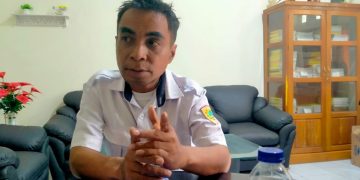 Pemkab Bursel Dorong Perbaikan Jalan Provinsi Yang Rusak Di Bursel
