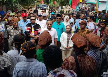 Ketua Dan Anggota DPRD Buru Turun Gunung Dalam Kampanye Perdana Aziz-Gadis