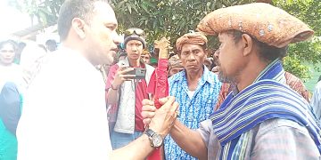 Kampanye Perdana, Aziz-Gadis Disambut Perangkat Adat