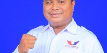 Tarif Solissa, Ketua Perindo Bursel Pecat 6 Kadernya