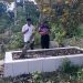 Ditengah-Tengah Aktivitas Kampanye Yang Padat, Cabup Aziz Hentihu Sempatkan Waktu Berziarah di Makam Habib Husein