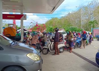 BBM Langkah di Kabupaten Buru Karena Pertamina Kurangi Jatah Untuk SPBU