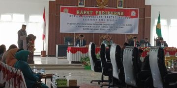 Bupati Safitri Hadiri Penetapan La Hamidi dan Gerson Bupati Terpilih: Saya Titipkan Bursel