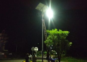Pemkab Bursel Perbaiki Lampu PJU di Pusat Kota Namrole