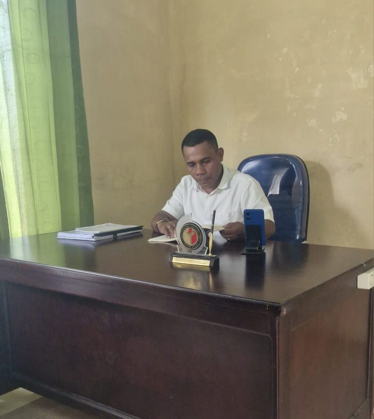 Bawaslu Buru Kaji Enam Laporan Tim AMANAH