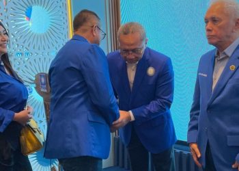 Bupati Bursel La Hamidi Bersilaturahmi Dengan Menko Pangan Zulkifli Hasan Pada Acara Halalbihalal Partai PAN