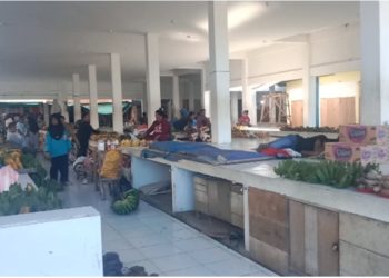 Upaya Bupati La Hamidi Untuk Memperindah Wajah Kota di Lokasi Pasar Namrole di Apresiasi Oleh Masyarakat dan Pedagang