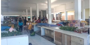 Upaya Bupati La Hamidi Untuk Memperindah Wajah Kota di Lokasi Pasar Namrole di Apresiasi Oleh Masyarakat dan Pedagang