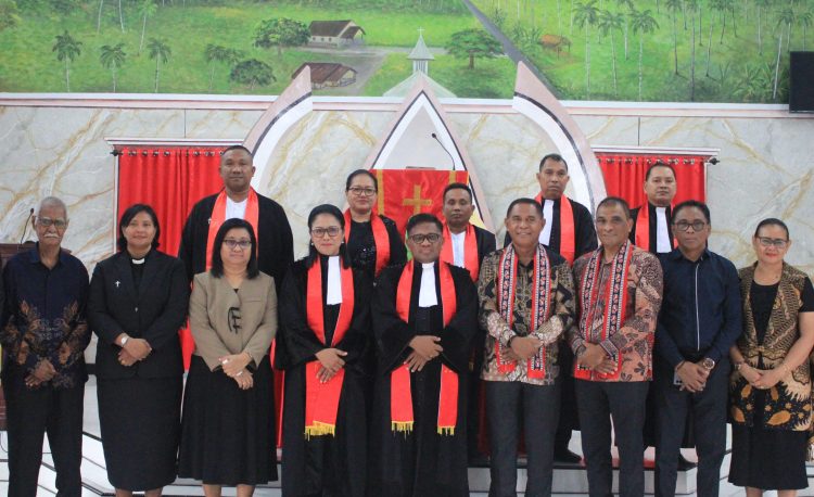 Gubernur Harap Gereja Imanuel Jemaat GPM Eirene Klasis Masohi Jadi Mercusuar Terang di Tengah Kegelapan