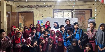 Menyemai Ilmu di Balik Dinding Lusuh: Semangat Anak-Anak Desa dalam Mengejar Pendidikan
