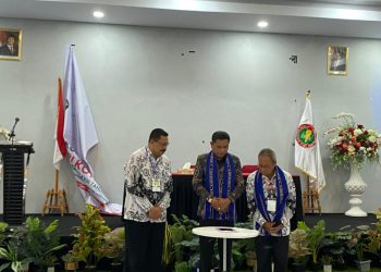 Bodewin M. Wattimena Hadiri Konferensi PGRI Kota Ambon ini Pesannya