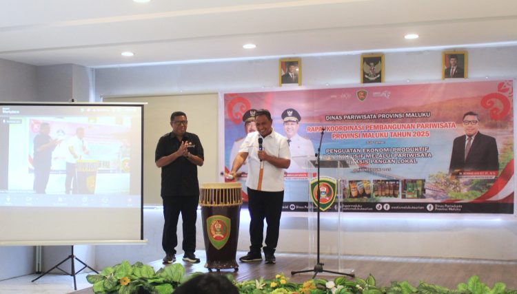 WUJUDKAN MALUKU SEBAGAI DESTINASI UNGGULAN PRODUKTIF, WAGUB BUKA RAKOR PEMBANGUNAN PARIWISATA