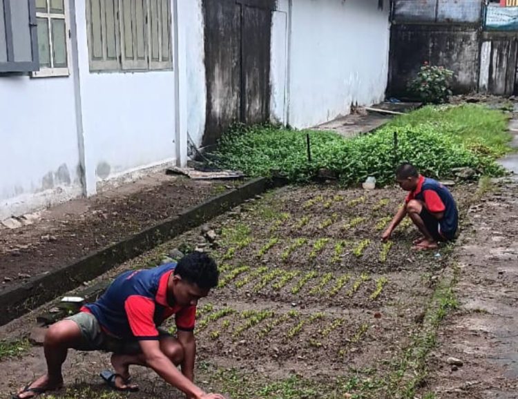 Kepala Rutan Ambon, Ferdika Canra Dorong Program Ketahanan Pangan Nasional