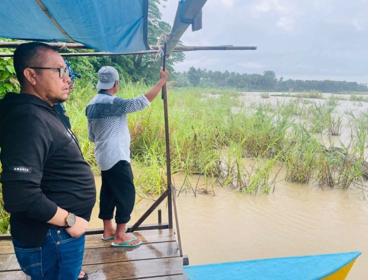 Bupati Bursel Telah Instruksikan Tiga OPD, Camat dan Kepala Desa Tangani Banjir di Kecamatan Ambalau