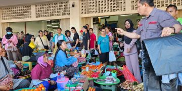 HADIRI DIES NATALIS FST UNPATTI, WAGUB HARAP TERUS MAJU DAN BERKEMBANG
