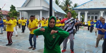 Petugas dan Warga Binaan Lapas Namlea Gelar SKJ dengan Puskesmas Sawa