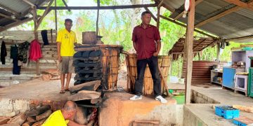 Optimalkan Produk UMKM, Lapas Namlea Intensifkan Produksi Minyak Kayu Putih LAPANAM