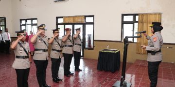 Sertijab Tiga Pejabat Utama di Polres Buru, Iptu Charles Langitan Kapolsek Namlea