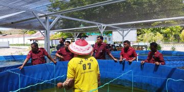 Optimalkan Program Pembinaan, Kalapas Namlea Tinjau Budidaya Perikanan Bioflok