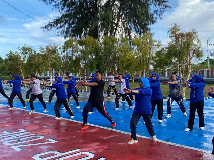 Gaungkan Semangat Anti Narkoba, Lapas Namlea – BNN Buru Gelar Senam Bersinar