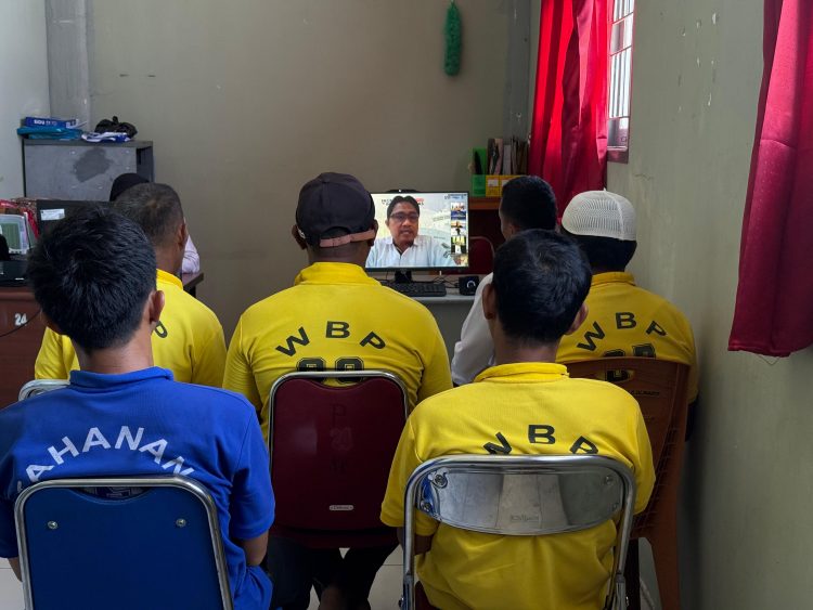 Pokdakan Lapas Namlea Ikuti Pelatihan Pembuatan Pakan Ikan dari BP3 Ambon