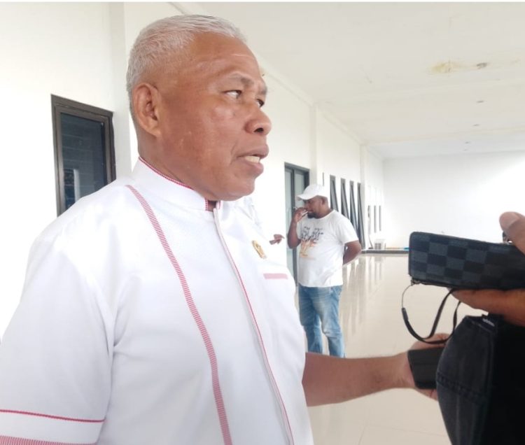 Ketua DPRD Ahmad Umasangadji Desak Kapolres Bursel dan Kapolsek Waesama Segera Tuntaskan Kasus Kematian Gafar Wawangi