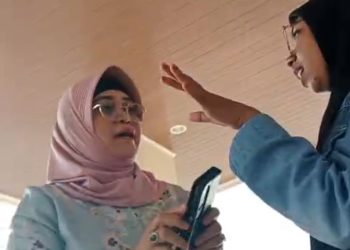 Tak Terima Suaminya Diberitakan, Istri Mantan Sekda Bursel Sempat Protes Wartawan