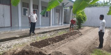 Jaga Kualitas Pertanian, Kalapas Namlea Pantau Pengaplikasian Pupuk Organik