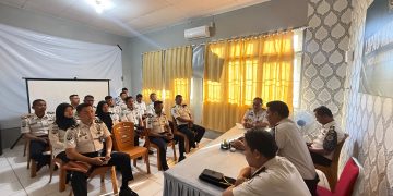 Perkuat Integritas, Kalapas Namlea  Briefing dan Berikan Arahan Strategis Bagi Pegawai