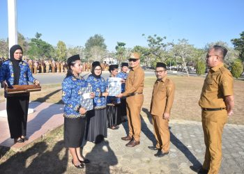 Dilantik, 1.951 PPPK Paruh Waktu di Kabupaten Buru