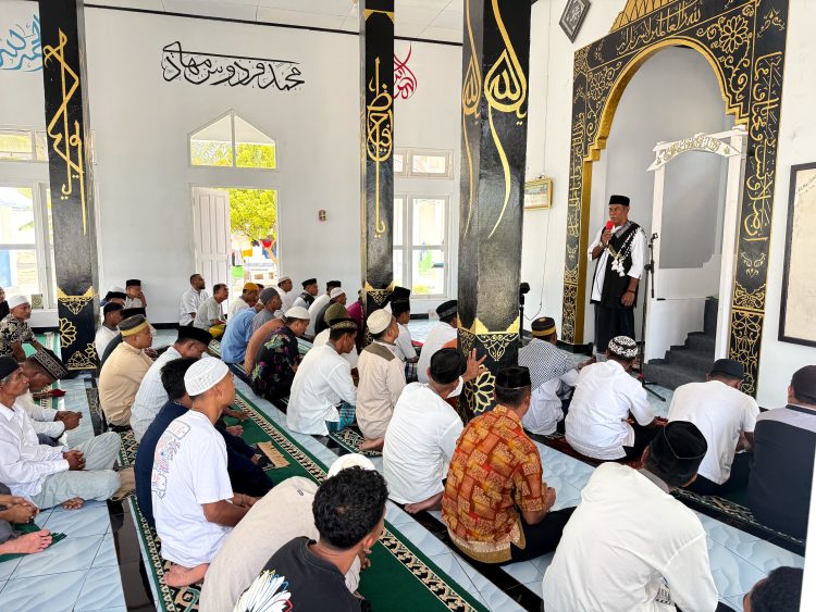 Dekat Dengan Warga Binaan, Kalapas Namlea Ingatkan Jaga Keharmonisan dan Kerukunan