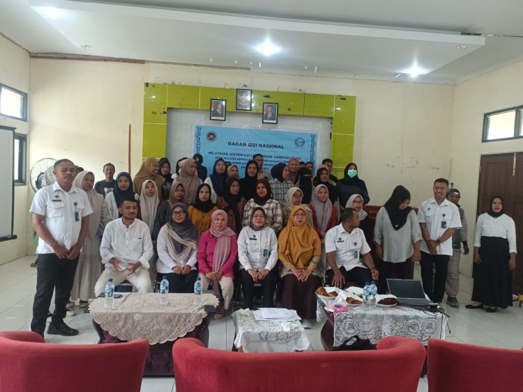 Dr. Rosita M. Kes Tekankan Keamanan Pangan Program MBG, Buka Pelatihan dan Sertifikasi SLHS bagi SPPG Alang dan Morella