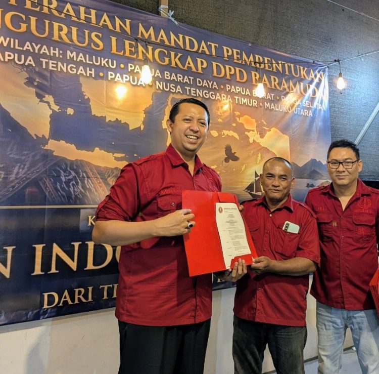 Mochtar Ohorella Terima Mandat BARAMUDA-08, Bawa Semangat Anak Muda Maluku untuk Berkontribusi